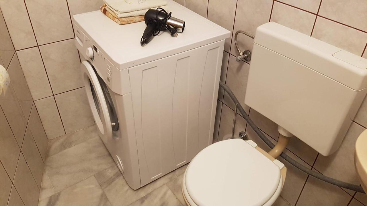 Apartment 22 オミシュ エクステリア 写真