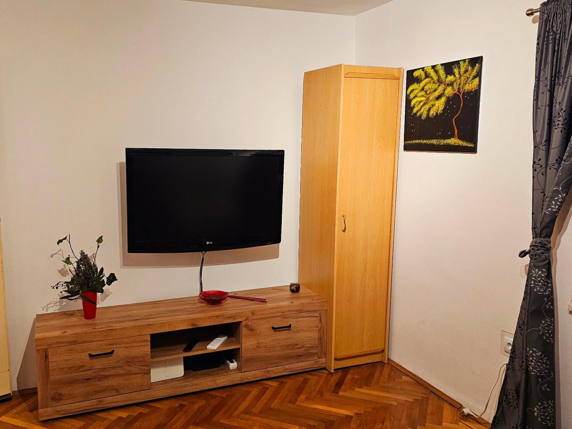 Apartment 22 オミシュ エクステリア 写真