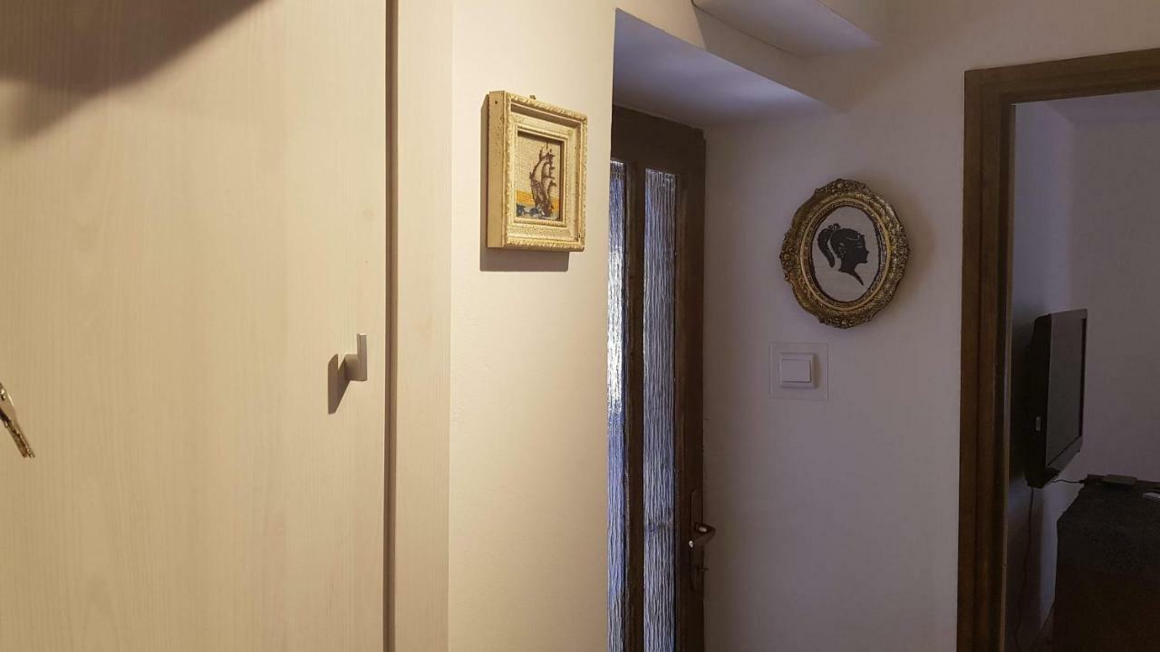 Apartment 22 オミシュ エクステリア 写真